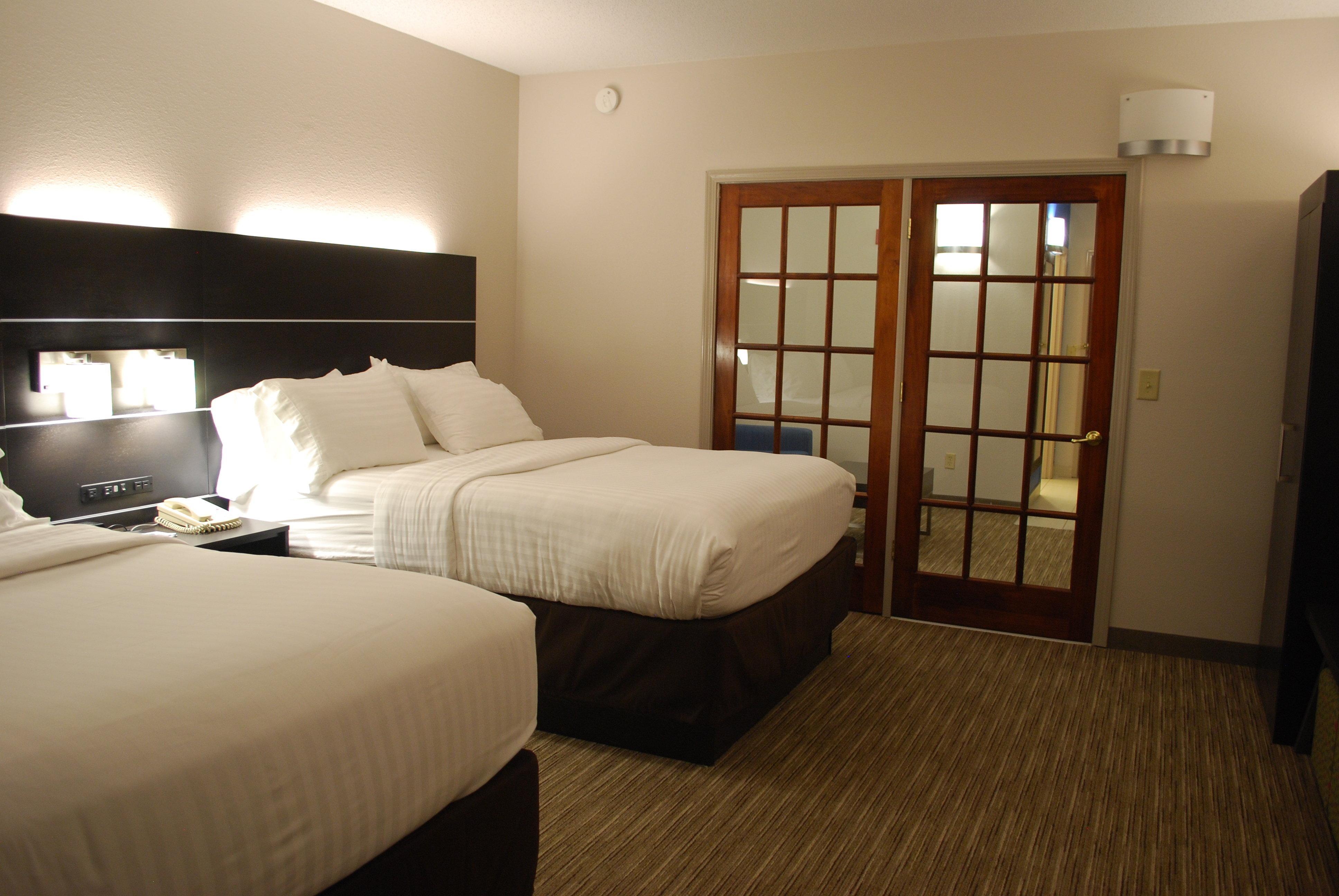 Holiday Inn Express Hotel & Suites Kingsport-Meadowview I-26 By Ihg Esterno foto