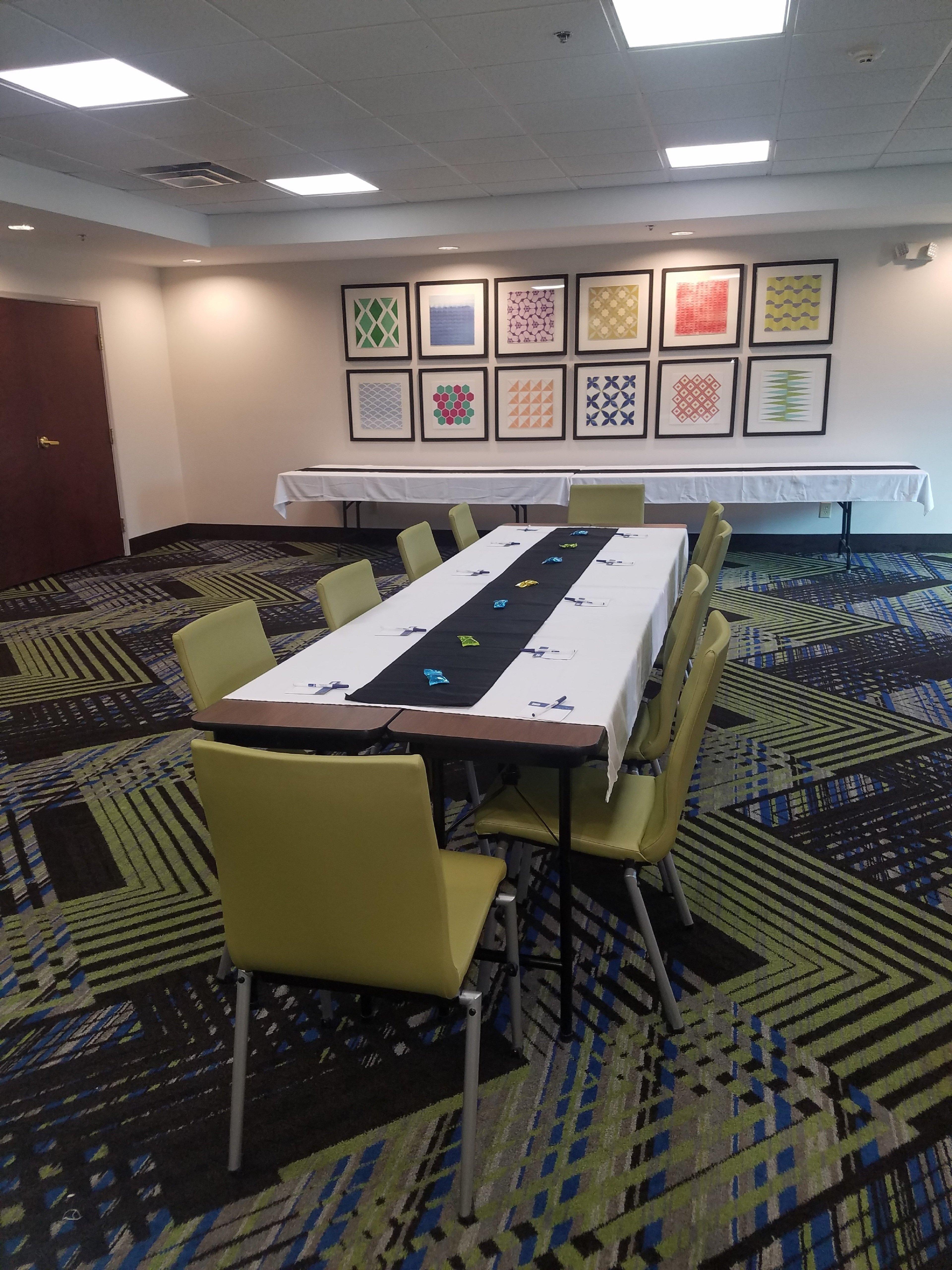 Holiday Inn Express Hotel & Suites Kingsport-Meadowview I-26 By Ihg Esterno foto