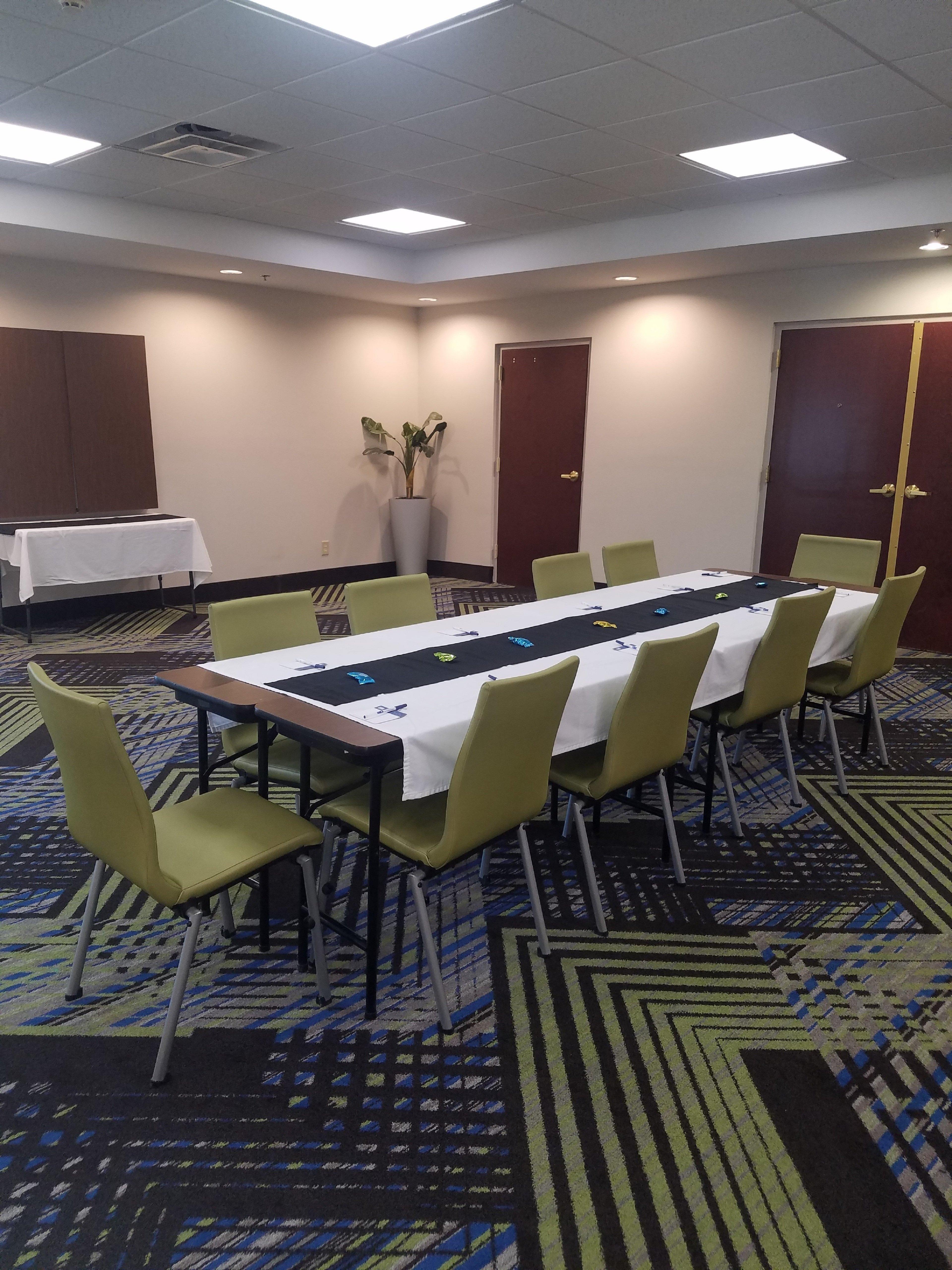 Holiday Inn Express Hotel & Suites Kingsport-Meadowview I-26 By Ihg Esterno foto
