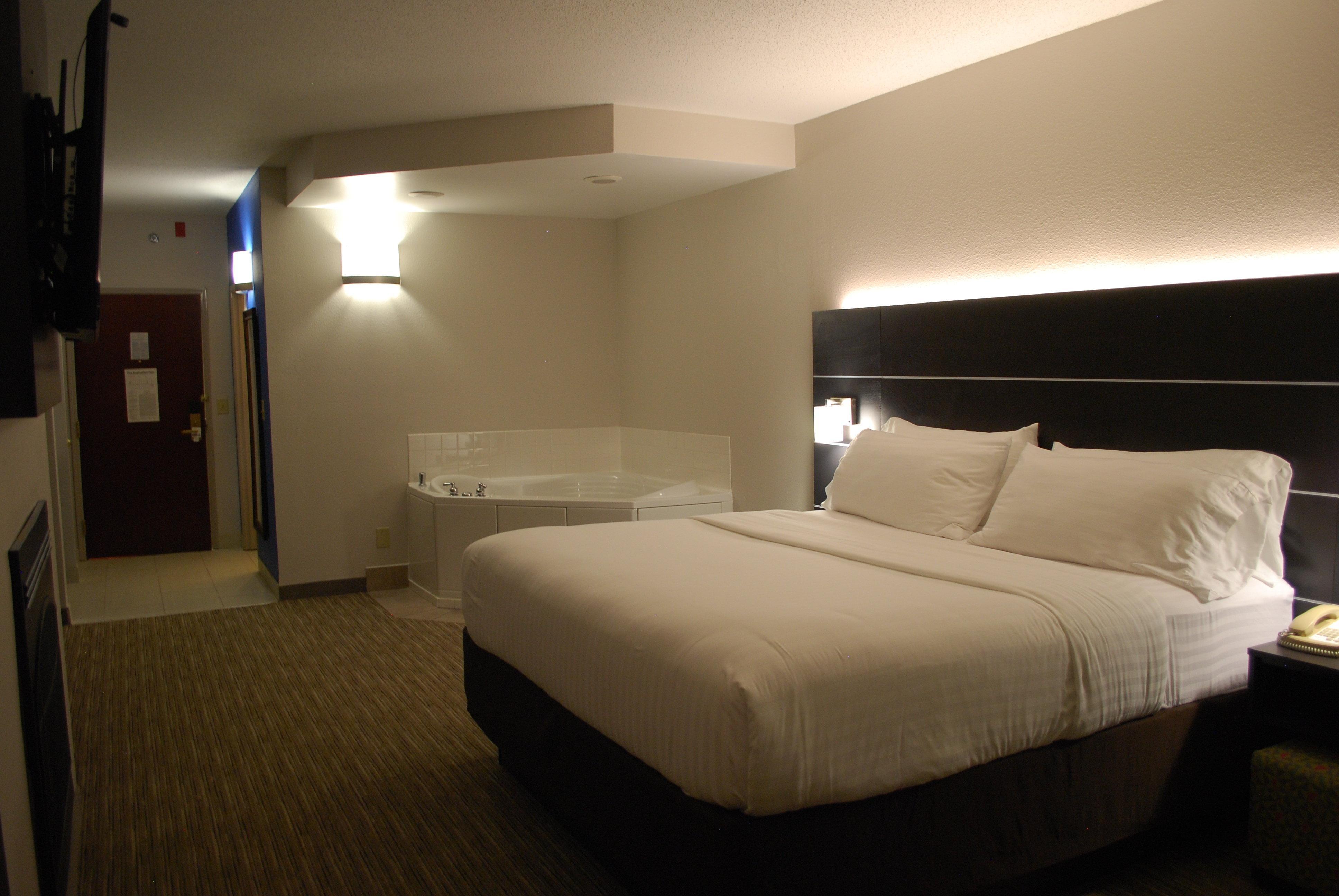 Holiday Inn Express Hotel & Suites Kingsport-Meadowview I-26 By Ihg Esterno foto