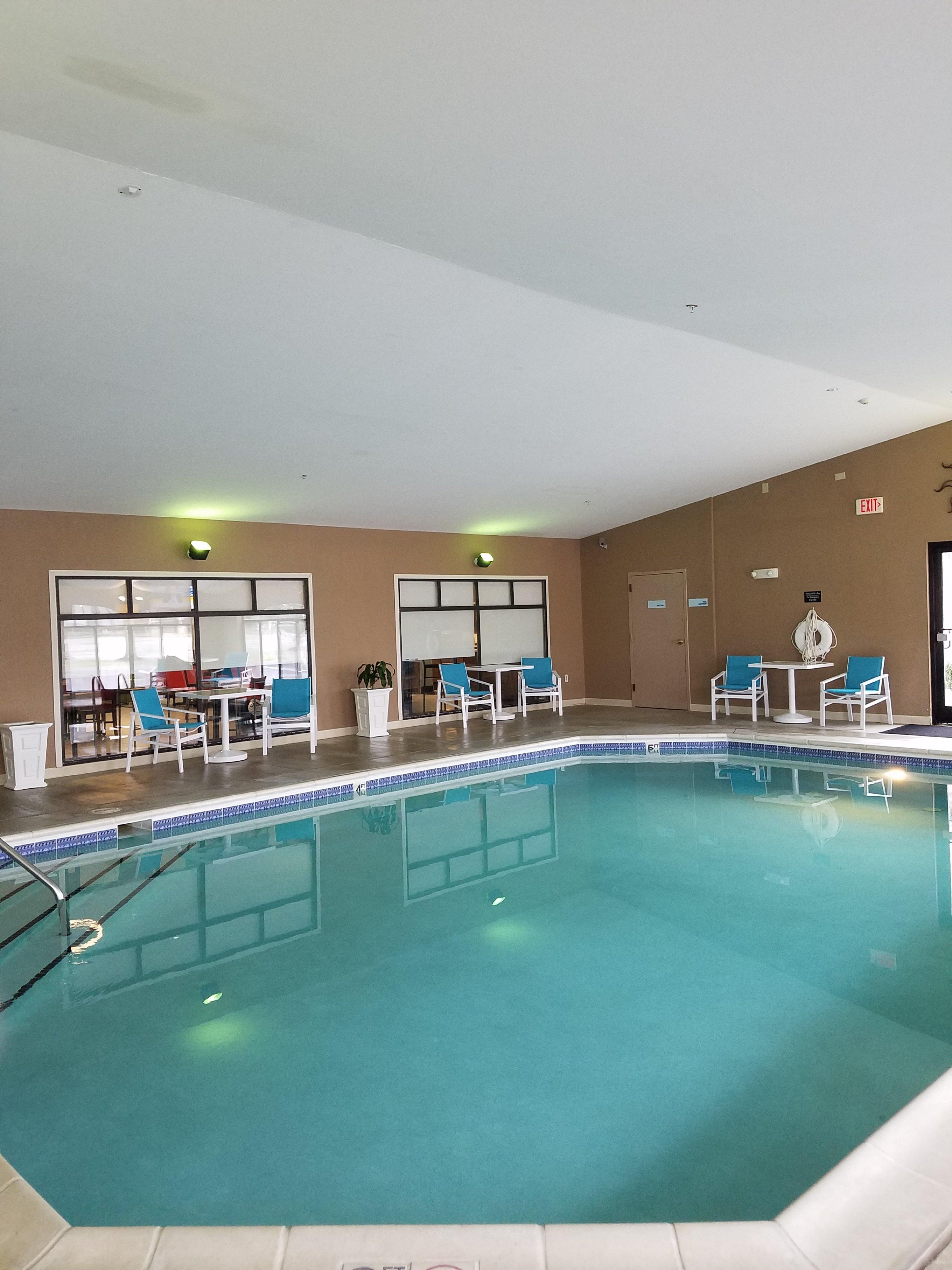 Holiday Inn Express Hotel & Suites Kingsport-Meadowview I-26 By Ihg Esterno foto