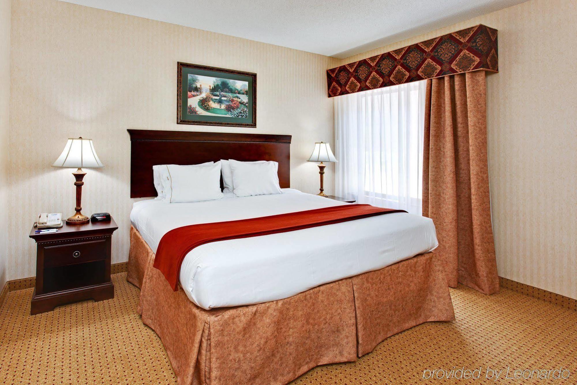 Holiday Inn Express Hotel & Suites Kingsport-Meadowview I-26 By Ihg Esterno foto