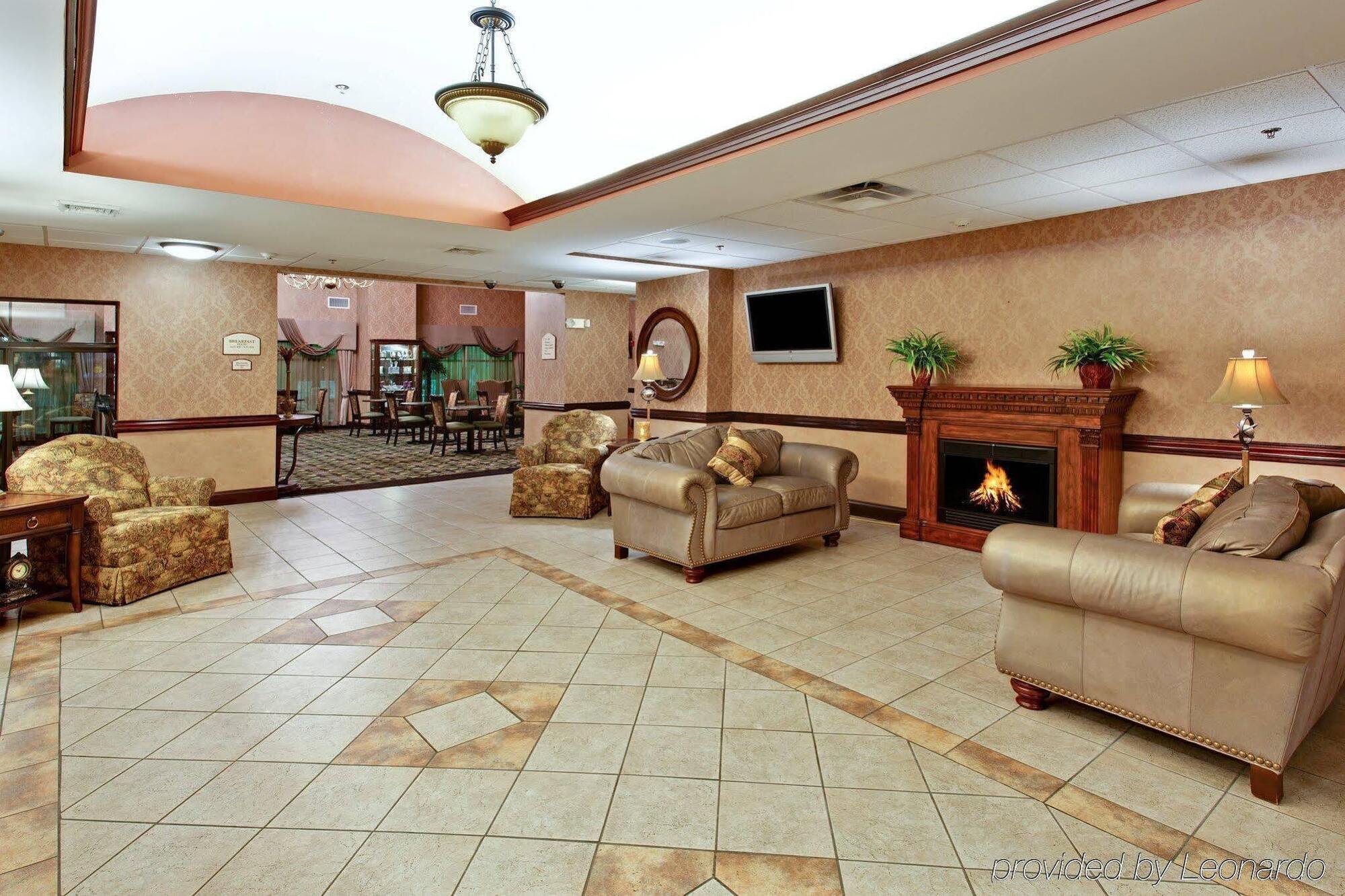 Holiday Inn Express Hotel & Suites Kingsport-Meadowview I-26 By Ihg Esterno foto
